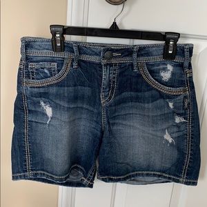 Women’s Silver Suki Jean Shorts - Size 29
